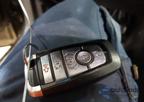 2017 Ford Edge Sport z USA, uszkodzony, nr VIN 2FMPK4APXHBB99611